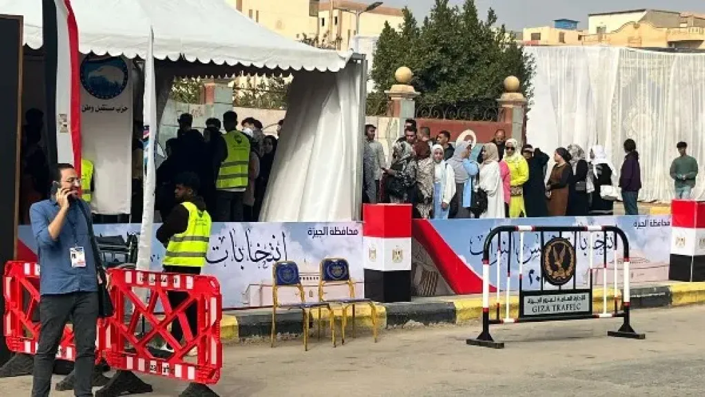 لليوم الثاني.. فتح لجنة المدرسة اليابانية بالشيخ زايد وبدء التصويت بانتخابات النواب