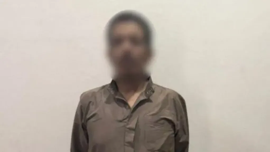 ضبط عامل اعتدى على ابنة شقيقه بالضرب