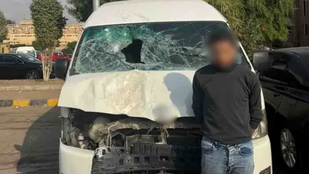 القبض على سائق ميكروباص صدم شخصا في القطامية