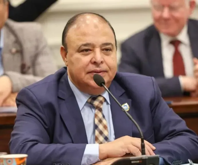 وكيل صحة الشيوخ: نعمل على تقييم تجربة التأمين الصحى وتوفير الدواء بسعر مناسب