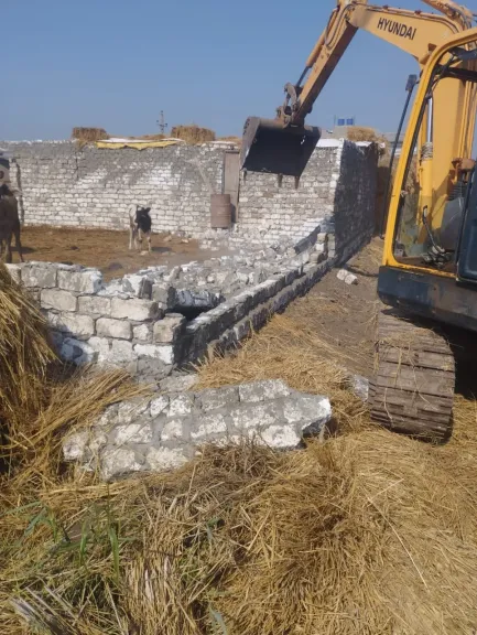 حملات مكبرة لإزالة التعديات على أراضي الدولة بجنوب بورسعيد.. صور