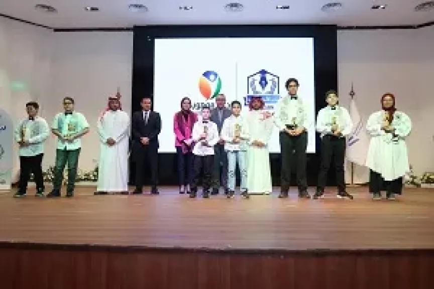 الملحق الثقافي بالسعودية يكرم الموهبين من مدارس مسار المنهج المصري