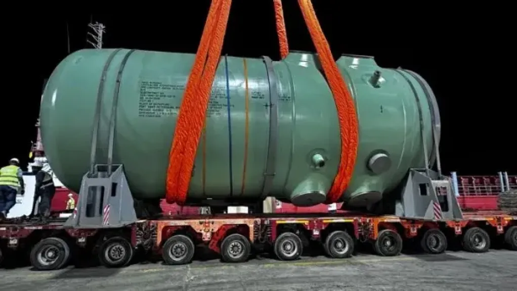 مصر وروسيا توقعان عقد توريد الوقود النووي لمحطة الضبعة