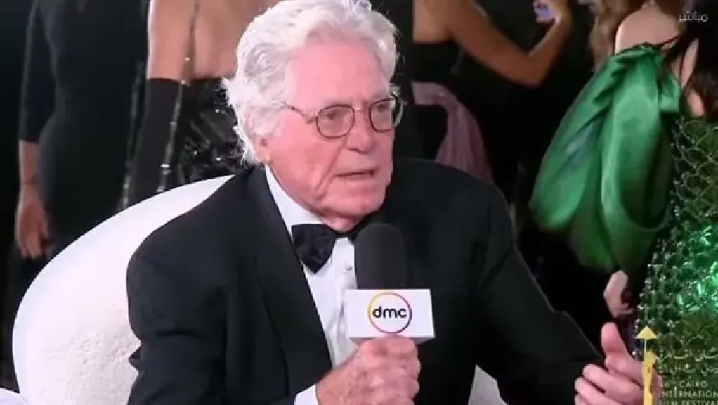 حسين فهمي: التكنولوجيا والإقبال الشبابي يمنحان مهرجان القاهرة السينمائي روحًا جديدة