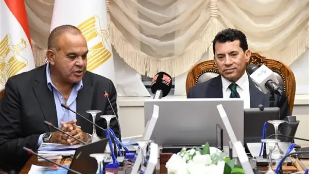 وزير الرياضة يتابع فعاليات المؤتمر الدولي للحد من الغرق