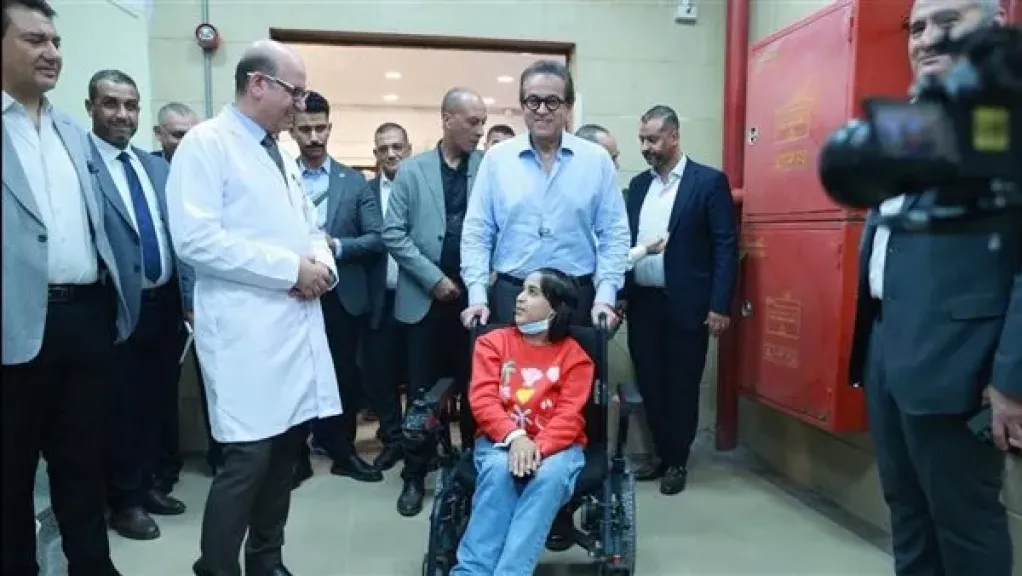 نائب رئيس الوزراء يتفقد أعمال تطوير مبنى العيادات الخارجية بمستشفى الجمهورية التعليمي