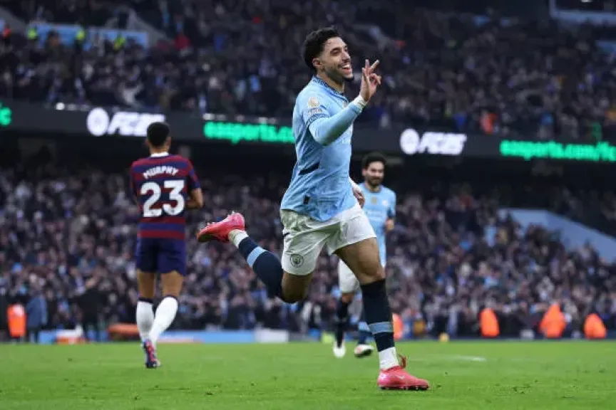 مانشستر سيتي يفوز على نيوكاسل بثنائية في الدوري الإنجليزي