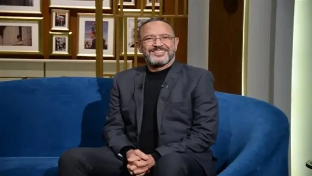 أشرف عبد الباقي يكشف كواليس تجسيد شخصية ”عزت” في ”ولد بنت شايب”