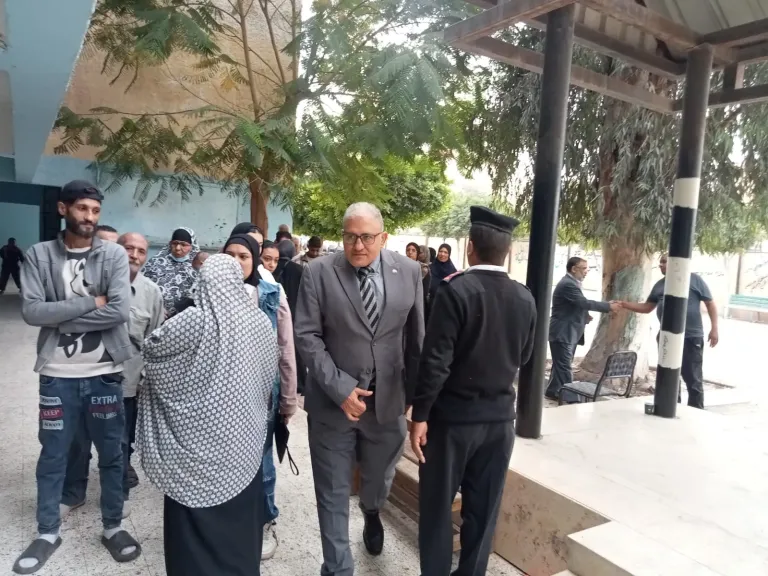 إقبال كبير على التصويت في لجان انتخابات النواب بحي السلام بالقاهرة