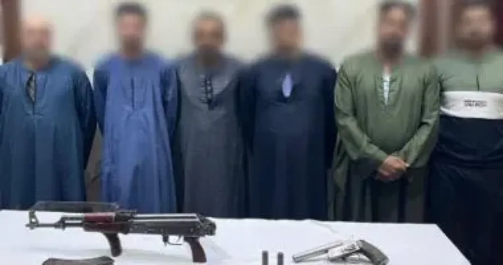 سقوط عصابة سرقة الحسابات وانتحال الهوية عبر لينكات خبيثة