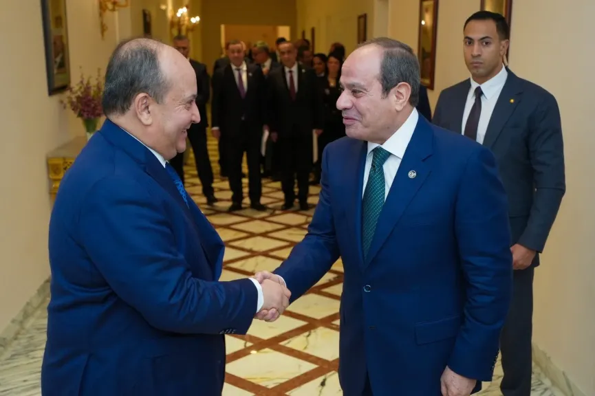 الرئيس السيسي يستقبل الوزير الأول لجمهورية الجزائر