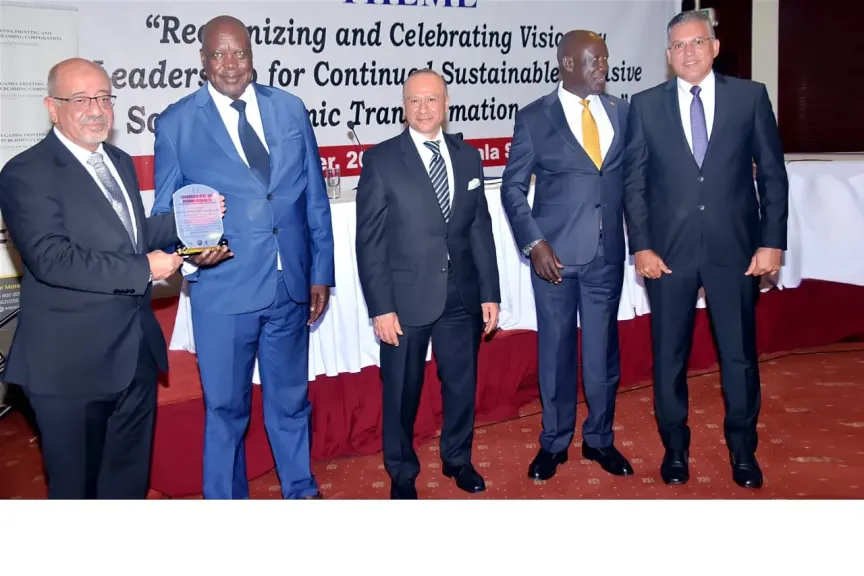 ”المقاولون العرب” تفوز بجائزة أفضل شركة مقاولات بأوغندا للسنة الثامنة على التوالي | صور