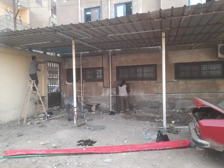 إنشاء استراحة انتظار وشبابيك خدمات جديدة بعيادة ابن لقمان للتأمين الصحي بالمنصورة