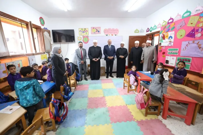 وكيل الأزهر ومحافظ القليوبية يتفقدان معهد طوخ الابتدائي