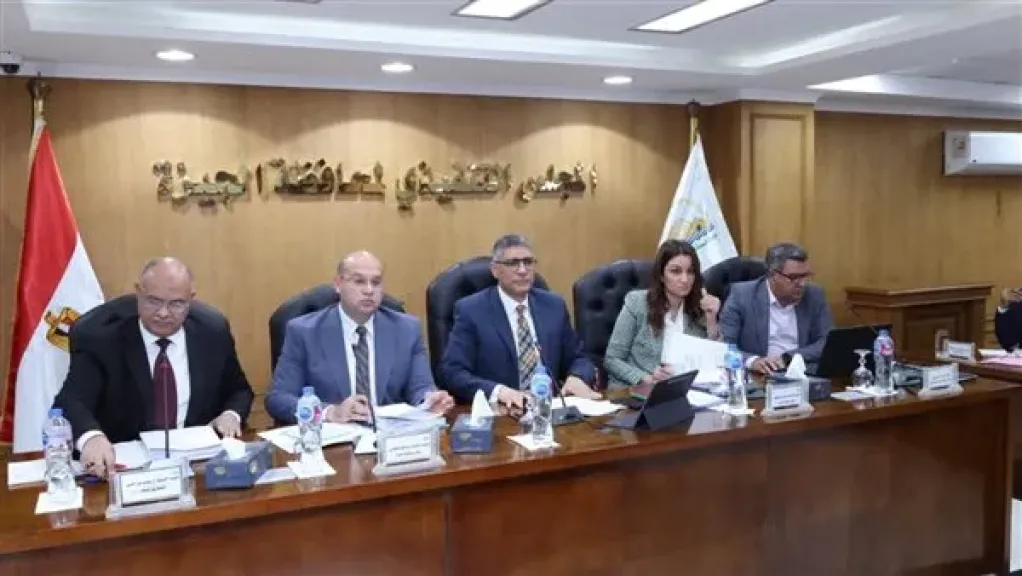 محافظ الجيزة يعلن إطلاق مسابقة دورية لاختيار أفضل الأحياء والمراكز والمدن