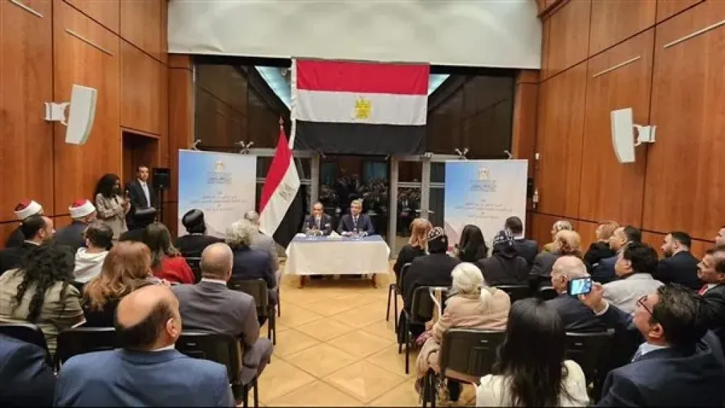 وزير الخارجية يلتقي بأعضاء الجالية المصرية في ألمانيا