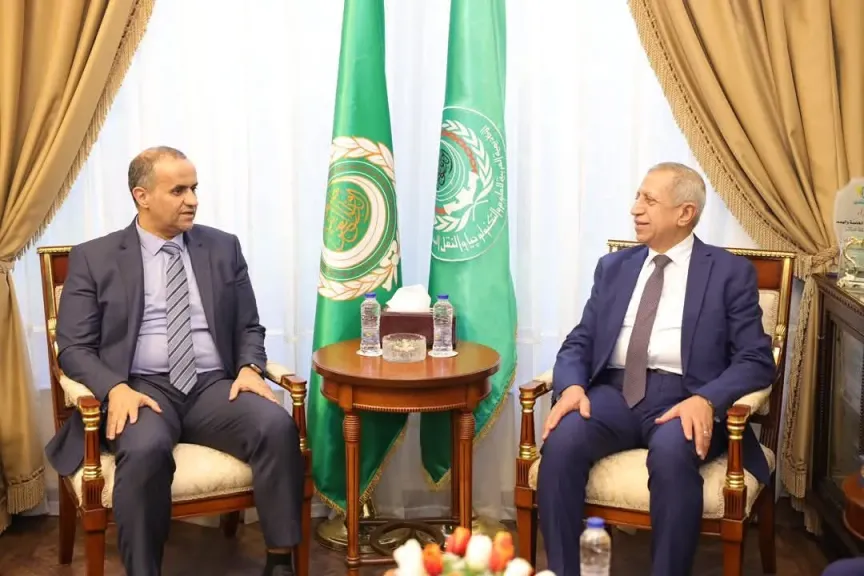 رئيس الأكاديمية العربية  يستقبل عميد كلية الدراسات البحرية بجامعة الملك عبدالعزيز بالسعودية