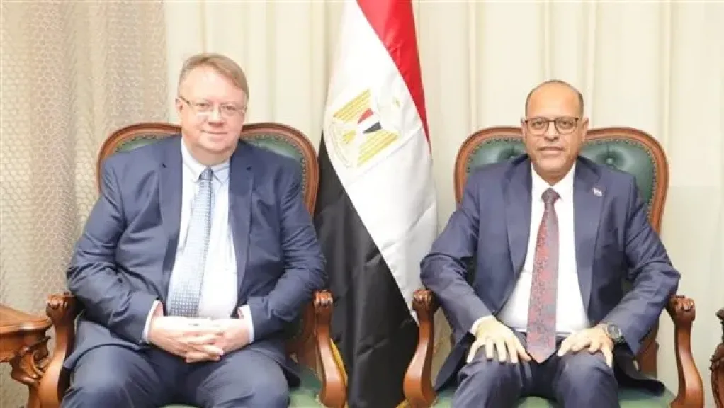 جبران يستقبل مدير ”العمل الدولية” بالقاهرة لبحث التعاون بالملفات المشتركة