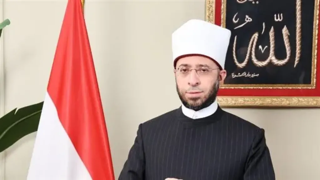 وزير الأوقاف لمتسابق بدولة التلاوة: نسعد بيك كشمس من شموس التلاوة