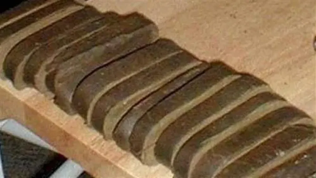 ضبط 20 طربة حشيش وسلاح أبيض غرب الأقصر