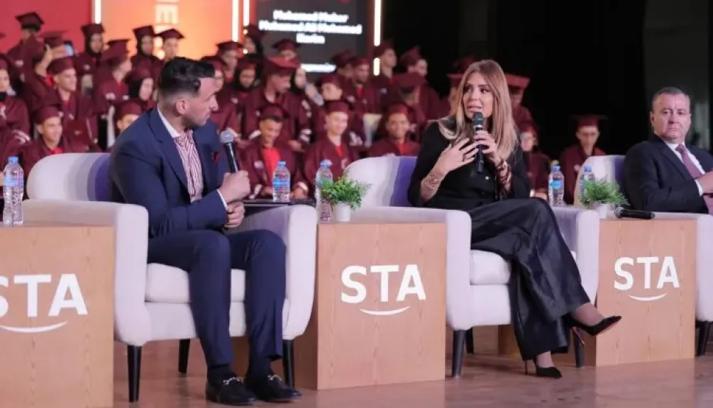 وكيل محافظ البنك المركزي للمسئولية المجتمعية تشارك في حفل التخرج السنوي لأكاديمية السويدي للتعليم الفني