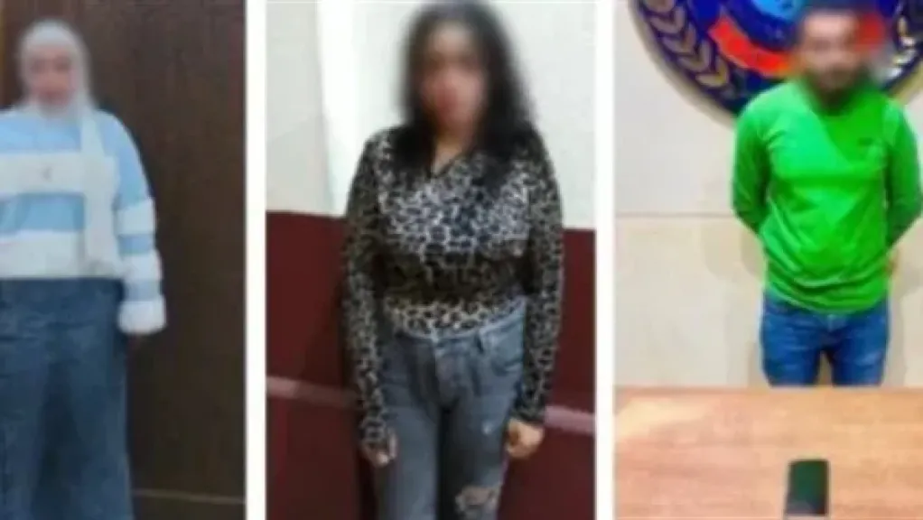 ضبط رجل و 4 سيدات بتهمة الإعلان عن ممارسة الفجور عبر أحد تطبيقات الهاتف
