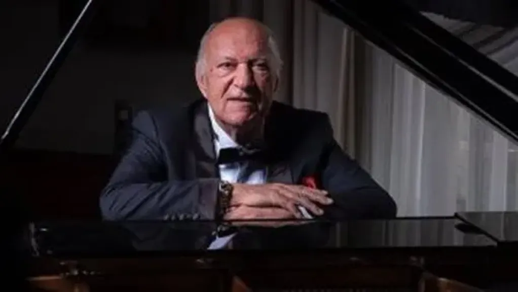 تكريم عمر خيرت في افتتاح مهرجان الأوبرا العربية بالدوحة.. الليلة