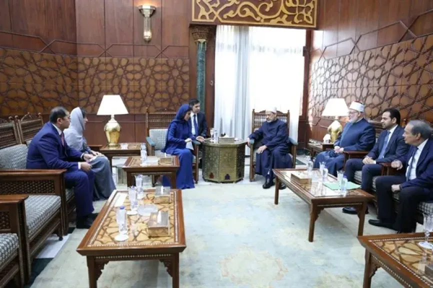 شيخ الأزهر يستقبل رئيسة الإدارة الرئاسية في أوزبكستان ويتفقان على تعزيز العمل