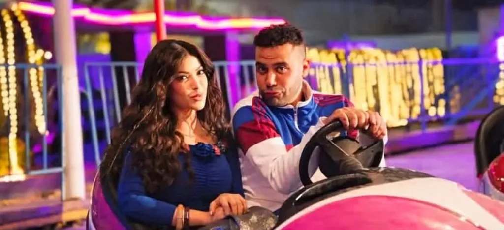 محمد إمام يشارك جمهوره بصورة من كواليس مسلسل الكينج.. رفقة ميرنا جميل