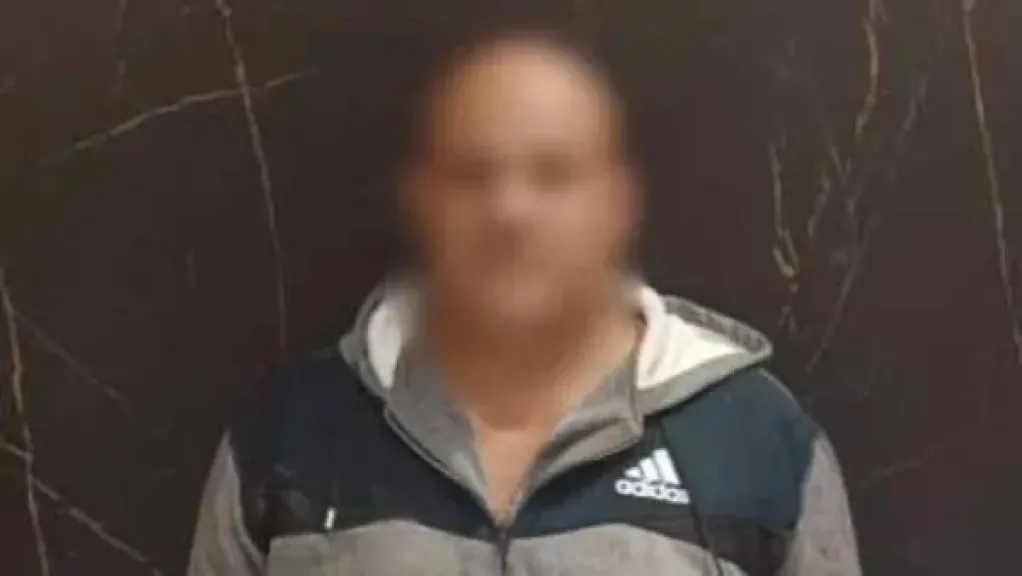 بعد تسمم عاملات بمصنع.. القبض على مالك مطعم بالقاهرة