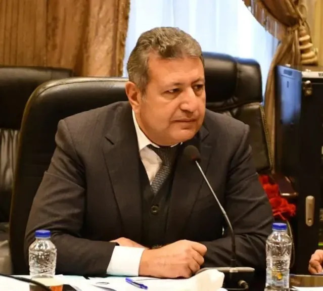 طارق شكري يهنئ الرئيس السيسي بعيد الشرطة: تضحيات رجال الأمن حمت مؤسسات الوطن من الفوضى تحت قيادتكم