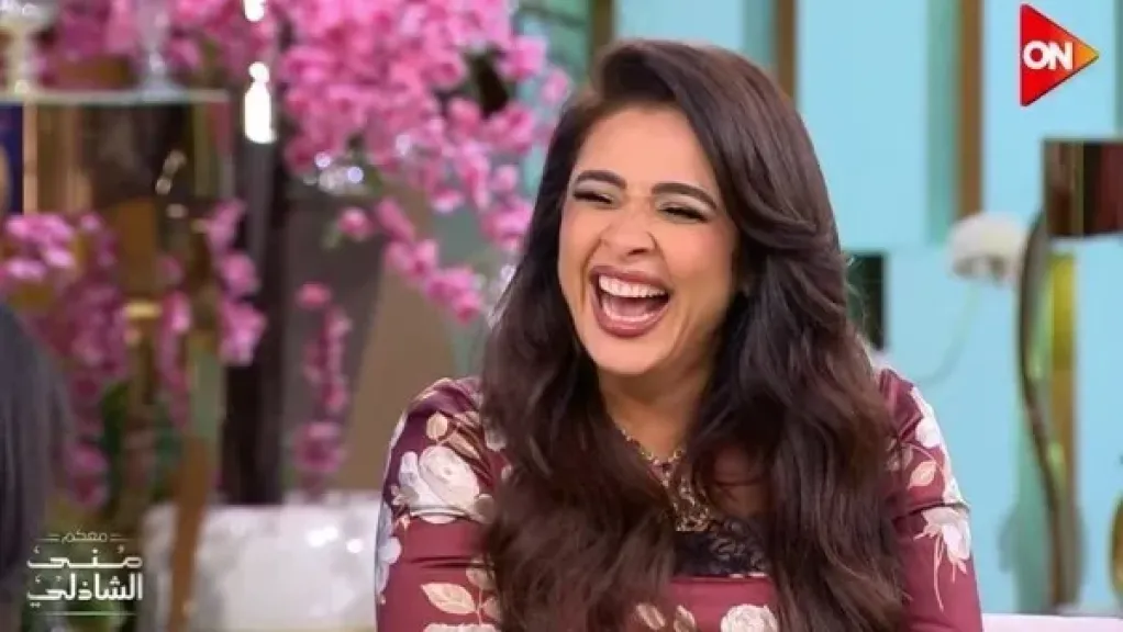 ياسمين عبد العزيز: الشهرة تمنعني أخرج مع أي شخص خوفًا من كلام الناس