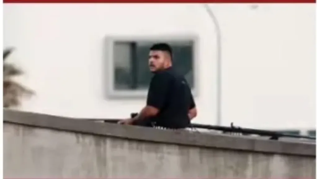 «القاهرة الإخبارية» تعرض أول صورة لمنفذ إطلاق النار باحتفالات عيد الحانوكا بسيدني