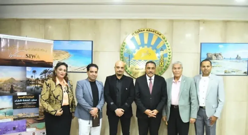 محافظ مطروح يشيد بإطلاق مبادرة مصر.. لمسة شفاء لتنشيط السياحة العلاجية