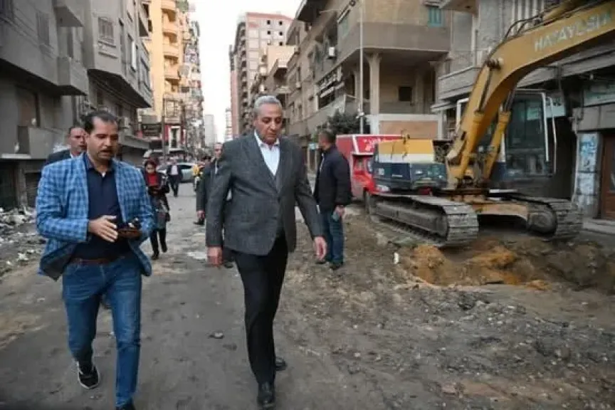 محافظ الغربية يتابع مشروعات الرصف والتطوير بالمحلة الكبرى
