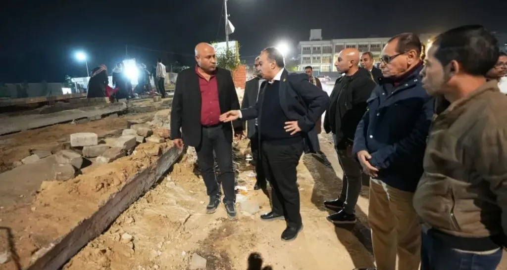 محافظ أسيوط يتفقد أعمال توسعة وتطوير شارع مصنع سيد ويوجه بتطوير ميدان القرآن الكريم