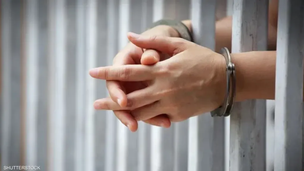 تجديد حبس عامل صالون تجميل بالتجمع 45 يوما بتهمة التحرش بطفلة