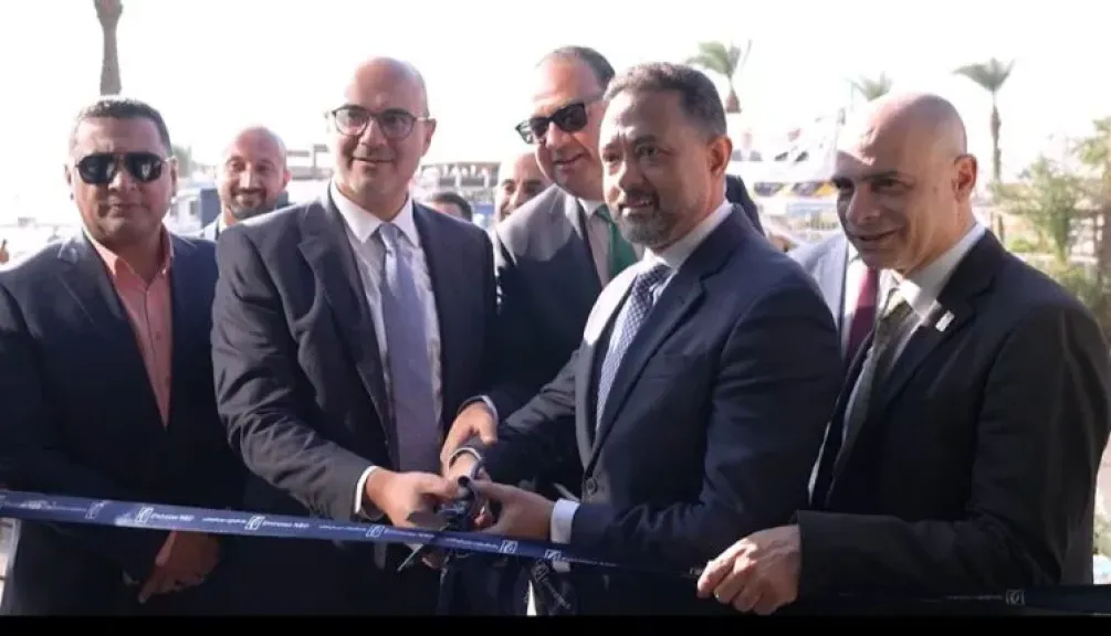 بنك الإمارات دبي الوطني مصر يفتتح فرعه الجديد في مدينة السويس وفقا لأحدث التقنيات المصرفية
