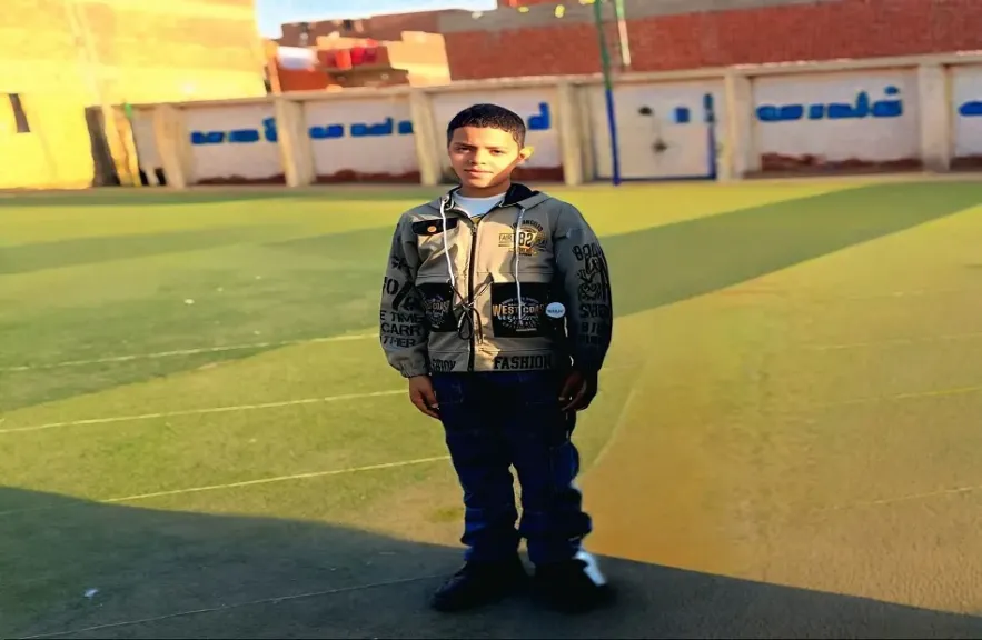 مصرع طفل دهسه جرار زراعي أثناء سيره بالشارع في العياط