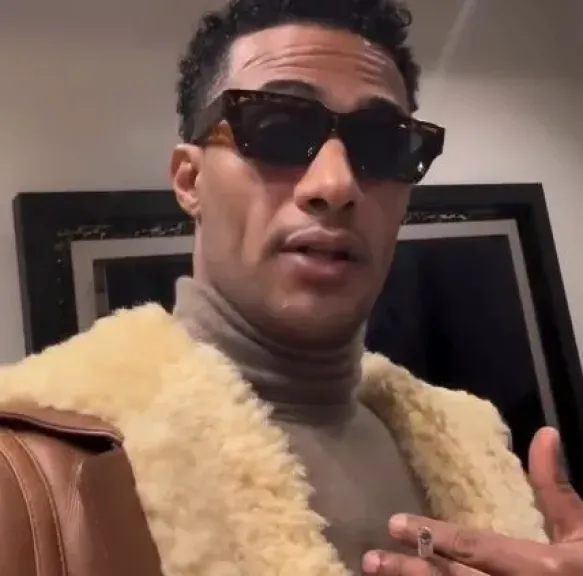 محمد رمضان ينفي أنباء حبسه عامين: إشاعات.. وسأظل أحب بلدي وأعشق ترابها للأبد