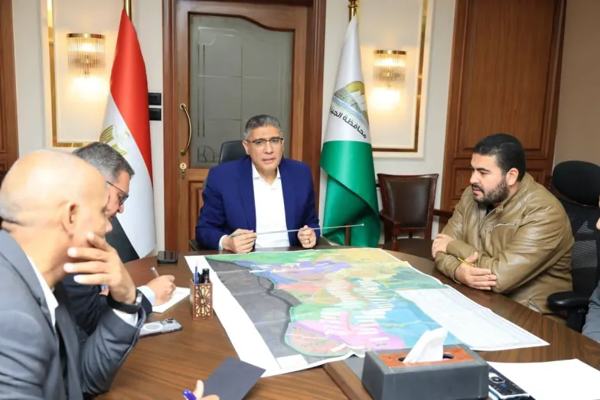 محافظ الجيزة يطلق مخططا شاملا لتطوير 74 نفقًا أسفل الطريق الدائري