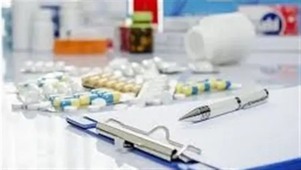 الصيادلة تؤكد عدم نقص أدوية البرد والأمراض المزمنة