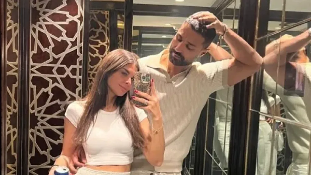 اعترافات كريم فهمي: الخناقات سر استمرار زواجي منذ 12 عامًا