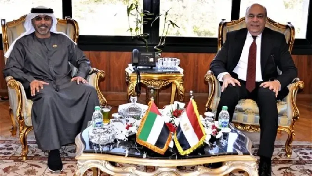 وزير الطيران يستقبل سفير الإمارات لبحث التعاون المشترك
