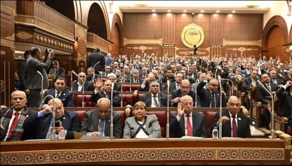 الشيوخ يقر الحبس وغرامة تصل لمليون جنيه للموظف المتواطئ في جرائم الكهرباء