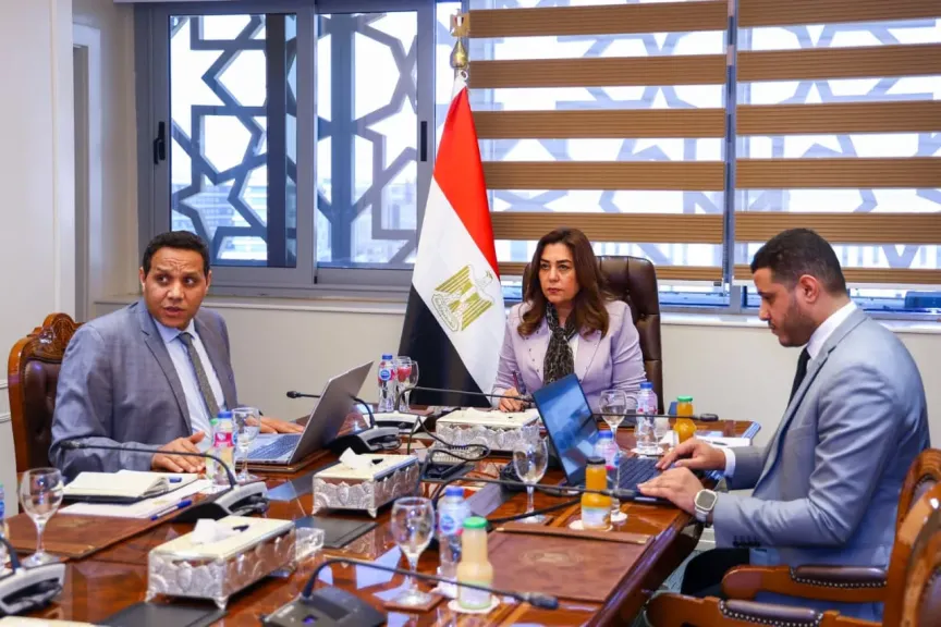 وزيرة التنمية المحلية تتابع موقف تنفيذ وتشغيل مشروعات الإدارة المحلية بـ”حياة كريمة ”