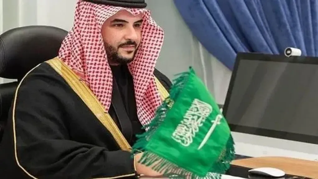 وزير الدفاع السعودي يدعو المجلس الانتقالي الجنوبي باليمن إلى الاستجابة لجهود الوساطة لإنهاء التصعيد