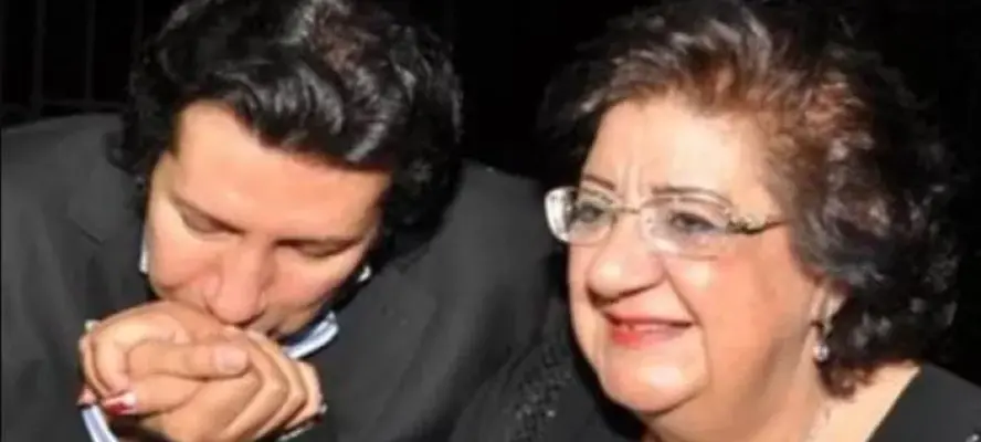 غدا.. تشييع جثمان والدة الفنان هاني رمزي من كنيسة أبي سيفين بالتجمع الأول