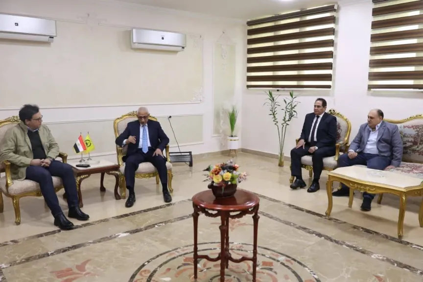 وزير الثقافة يلتقي محافظ شمال سيناء لبحث برنامج فعاليات احتفالية اختيار المحافظة عاصمة للثقافة المصرية 2026