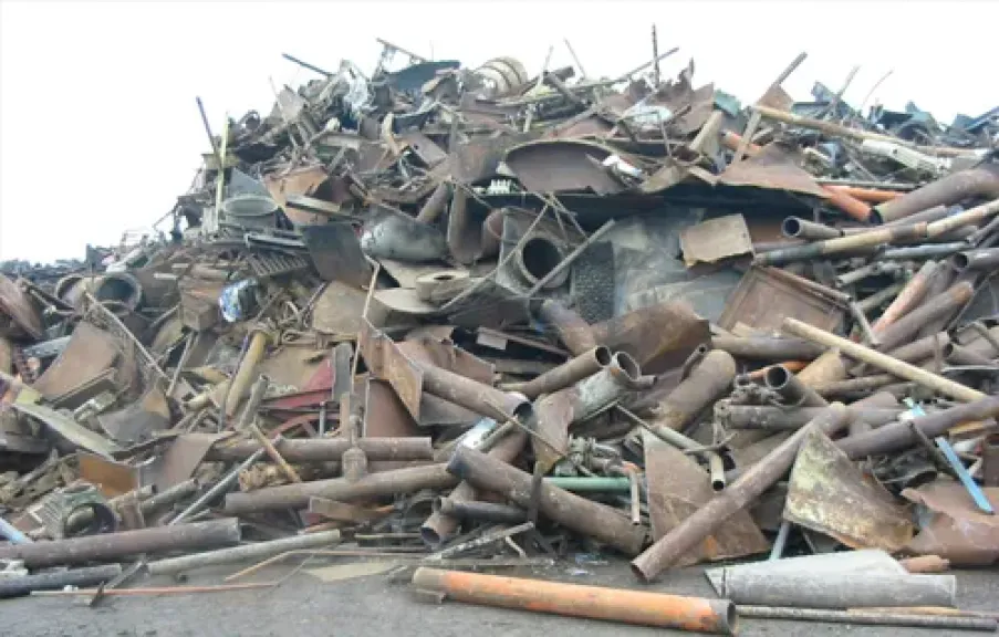 الحملات الأمنية على مخازن الخردة والمسابك تسفر عن تحرير 681 قضية لمخازن مخالفة